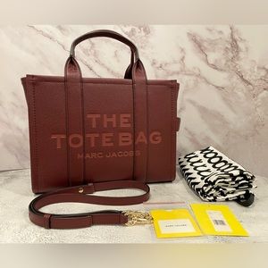 Marc Jacobs The Leather Medium Tote Bag - Chianti